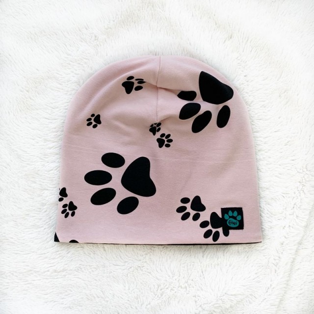 Detská čiapka ČIERNE PACKY bledoružová