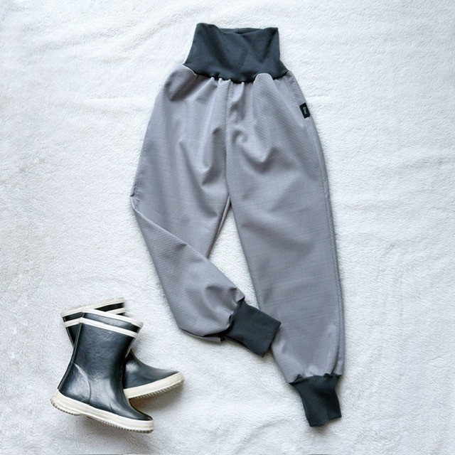 Detské jarné prechodné softshellové nohavice bledošedé