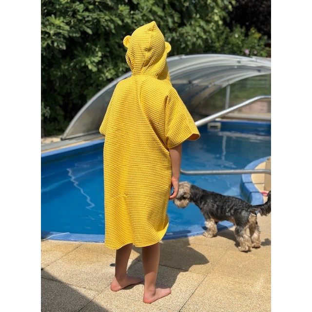 Detské letné pončo s kapucňou a uškami žlté