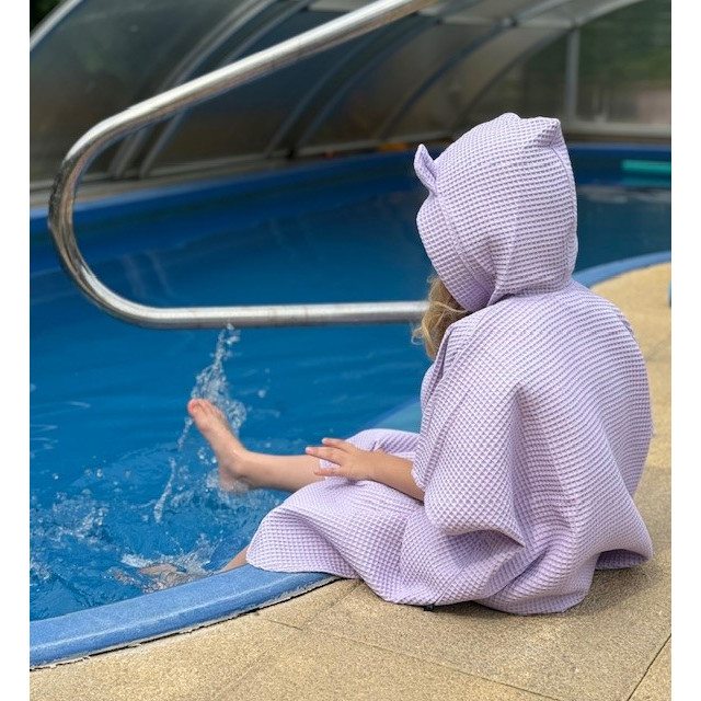 Detské pončo s kapucňou a uškami fialové