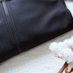 Detské zateplené softshellové nohavice čierne - vzor rybia kosť