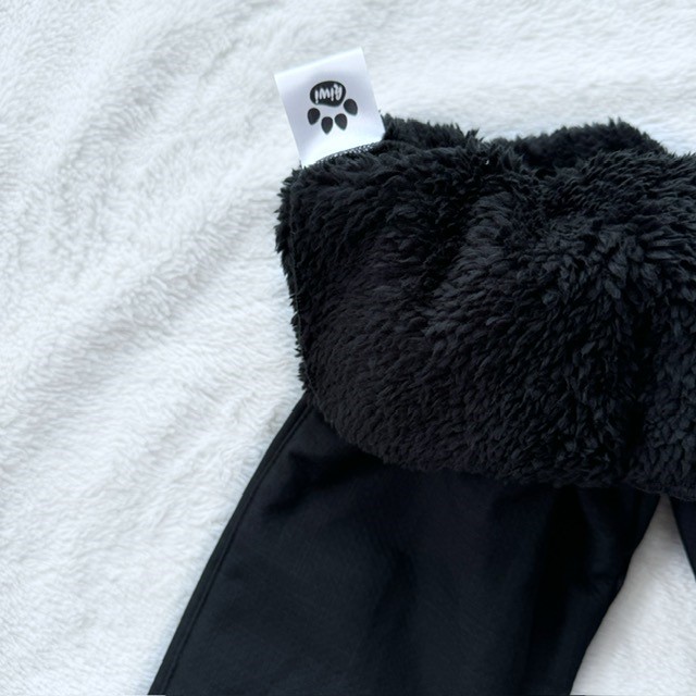 Detské zimné softshellové zateplené nohavice s barančekom čierne (čierny baranček zvnútra)