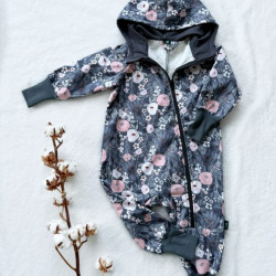 Detský softshellový overal s barančekom RUŽOVÉ KVETY NA ŠEDOM