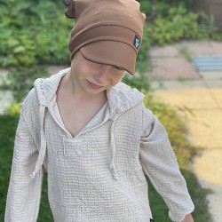 Detská letná šatka so šiltom hnedá