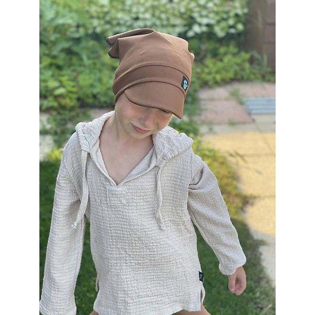 Detská letná šatka so šiltom hnedá