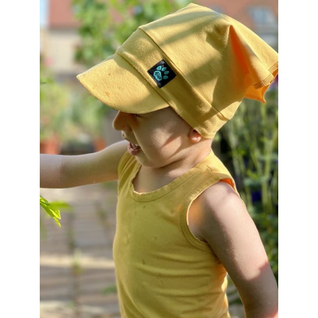 Detská letná šatka so šiltom horčicová