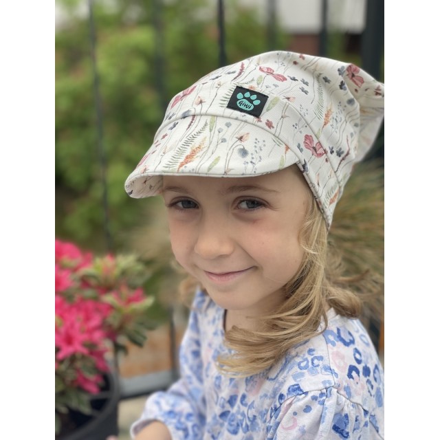 Detská letná šatka so šiltom JEMNÉ KVETY