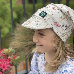 Detská letná šatka so šiltom JEMNÉ KVETY