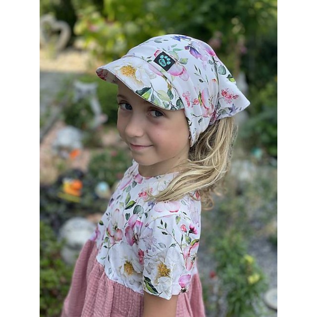 Detská letná šatka so šiltom KVETY