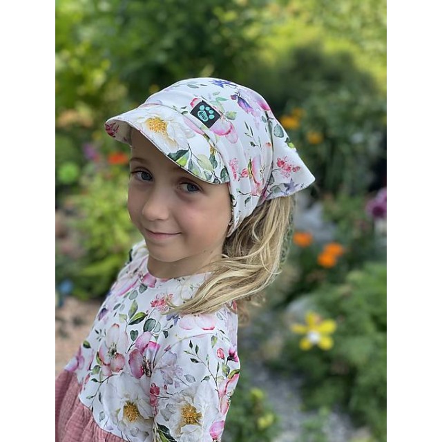 Detská letná šatka so šiltom KVETY